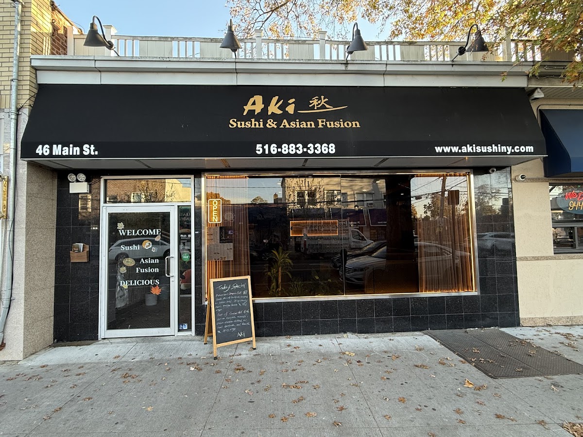 Aki Sushi & Asian Fusion